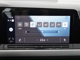 VW Golf VIII Var 2.0TDI Life DSG | Thumbnail 18 von 25