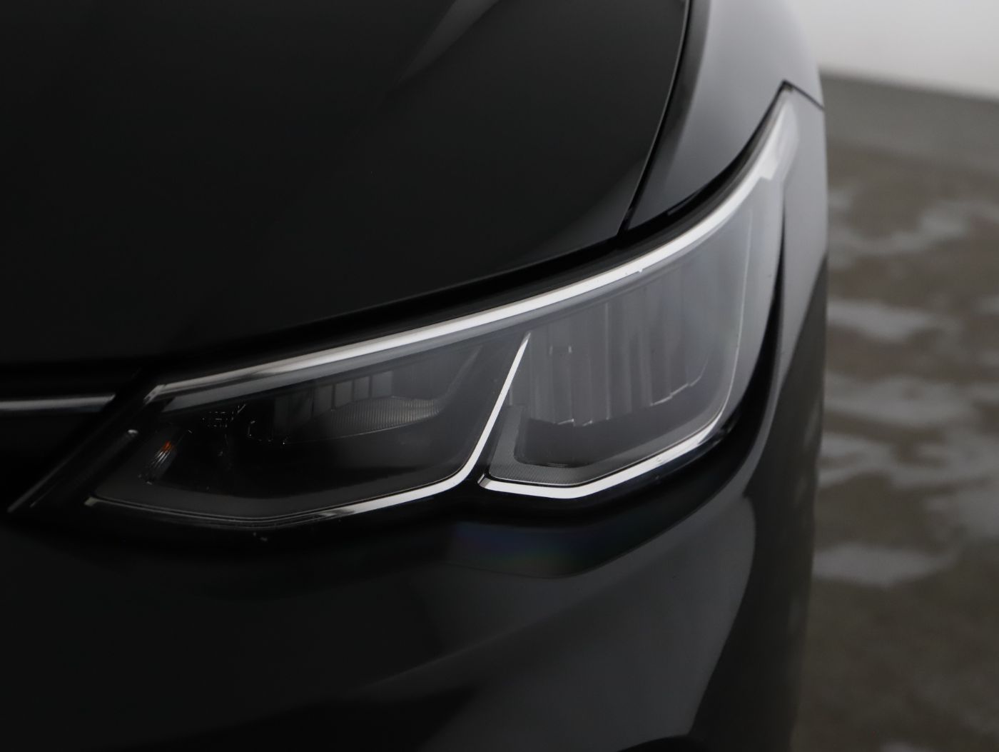 VW Golf VIII Var 2.0TDI Life DSG | Bild 25 von 25