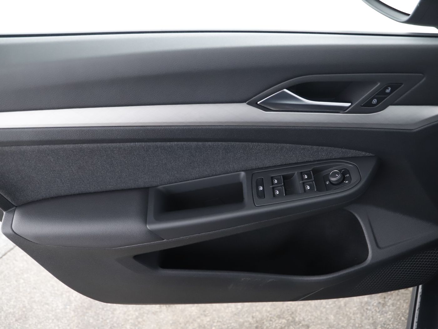 VW Golf VIII Var 2.0TDI Life DSG | Bild 22 von 25