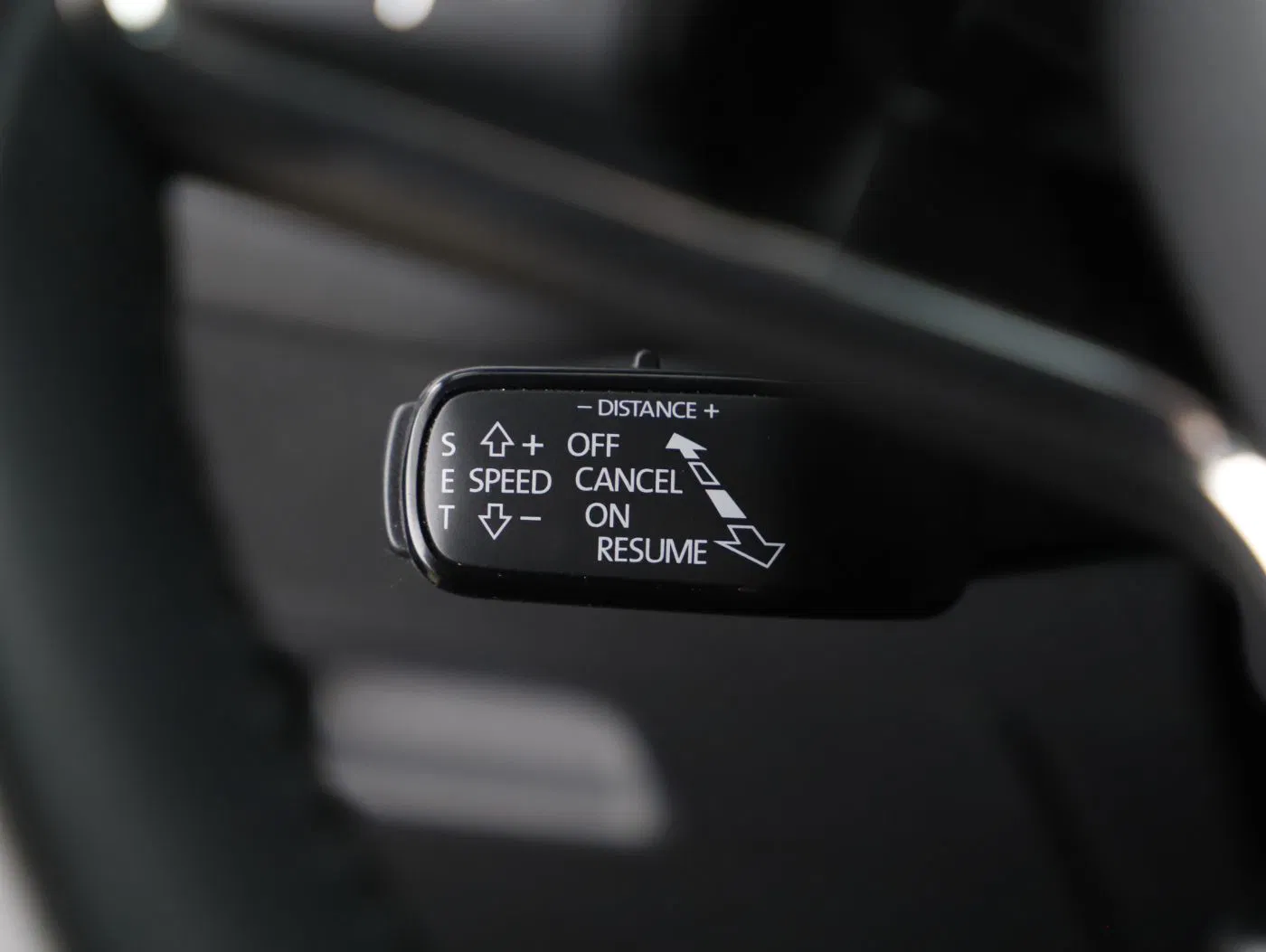 Skoda Octavia Combi 2.0 TDI Style DSG | Bild 13 von 24