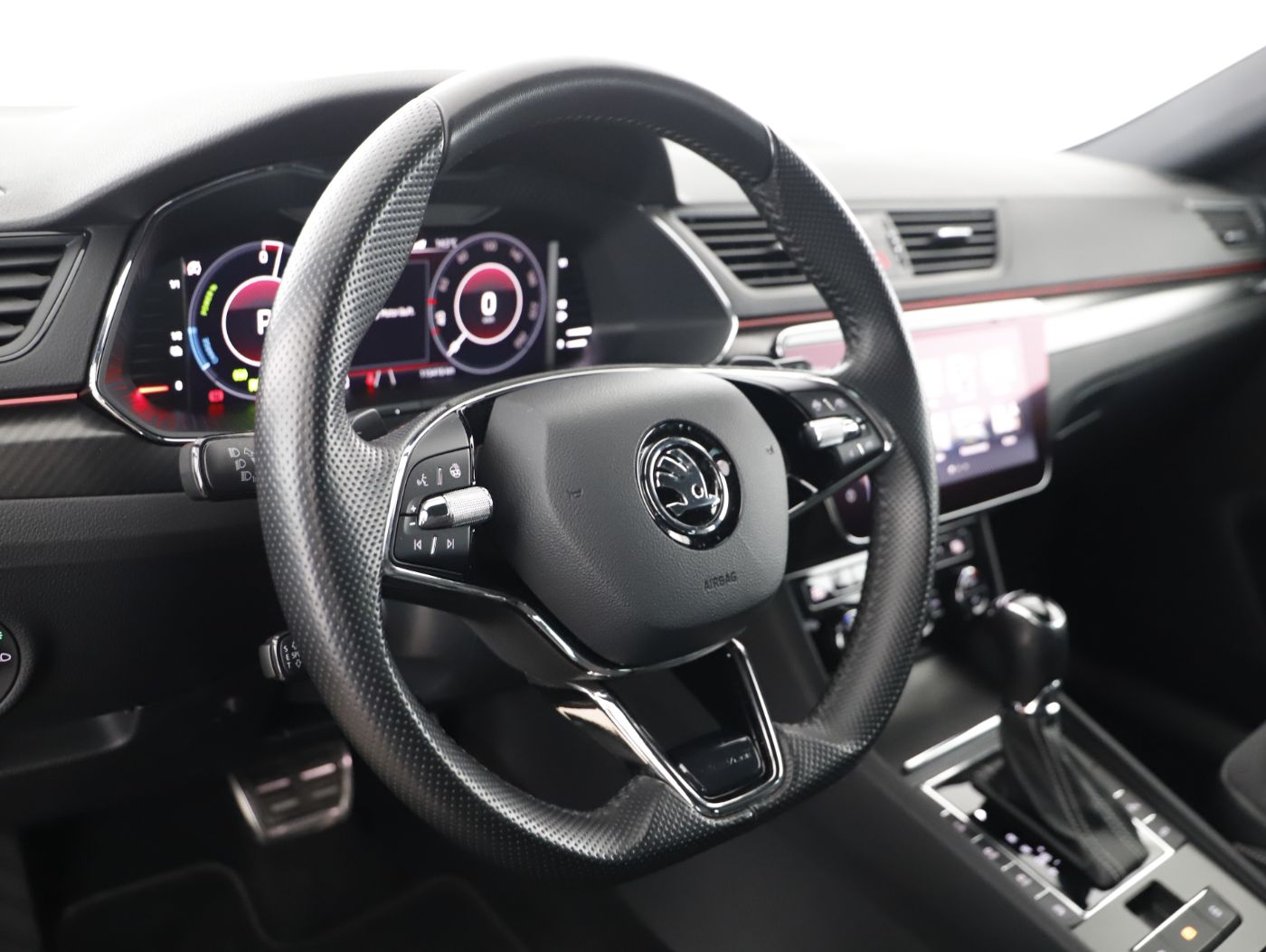 Skoda Superb Combi iV Sportline | Bild 12 von 29