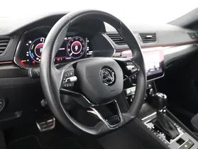 Skoda Superb Combi iV Sportline | Thumbnail 12 von 29