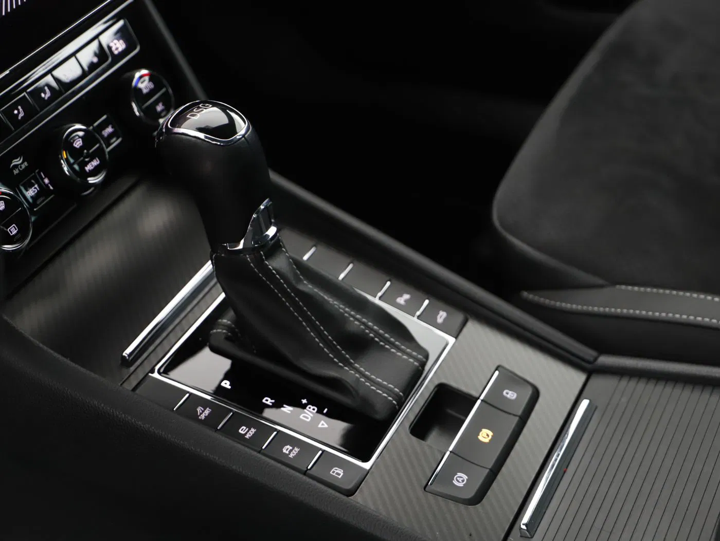 Skoda Superb Combi iV Sportline | Bild 13 von 29