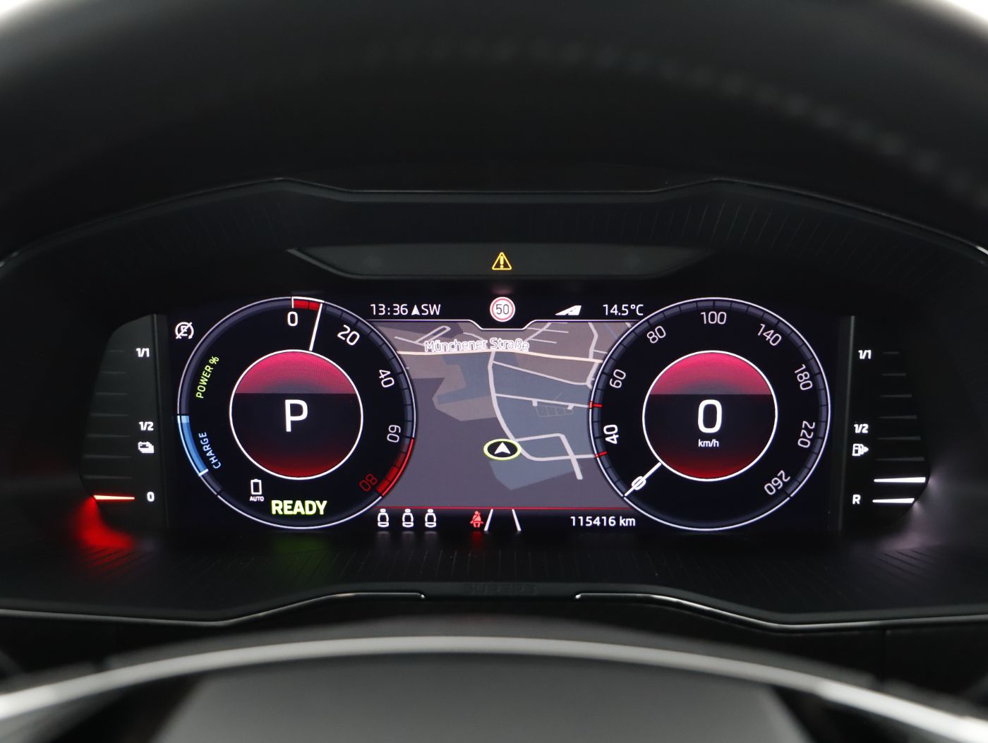 Skoda Superb Combi iV Sportline | Bild 14 von 29