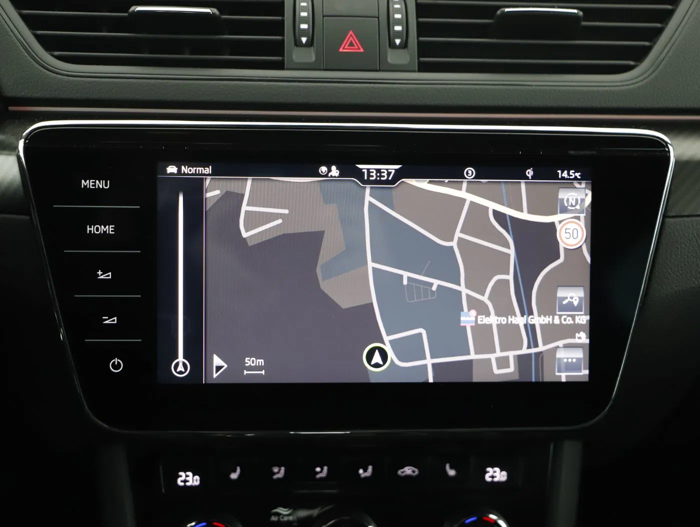 Skoda Superb Combi iV Sportline | Bild 16 von 29