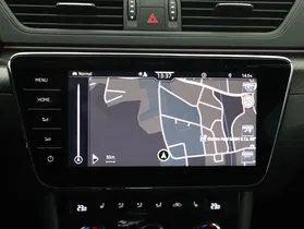 Skoda Superb Combi iV Sportline | Thumbnail 16 von 29