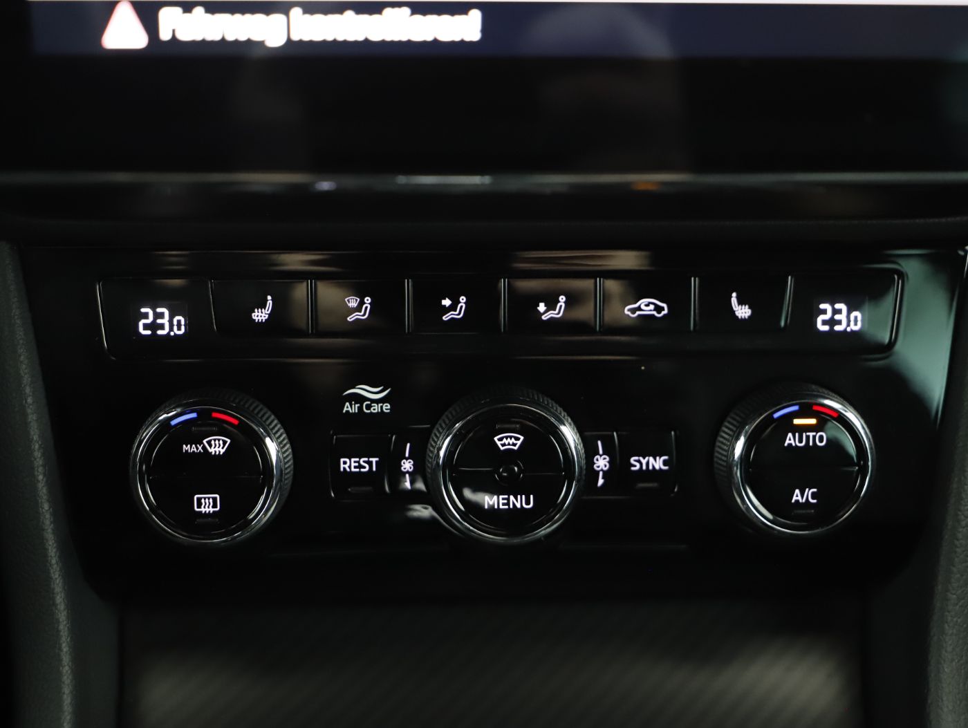 Skoda Superb Combi iV Sportline | Bild 18 von 29