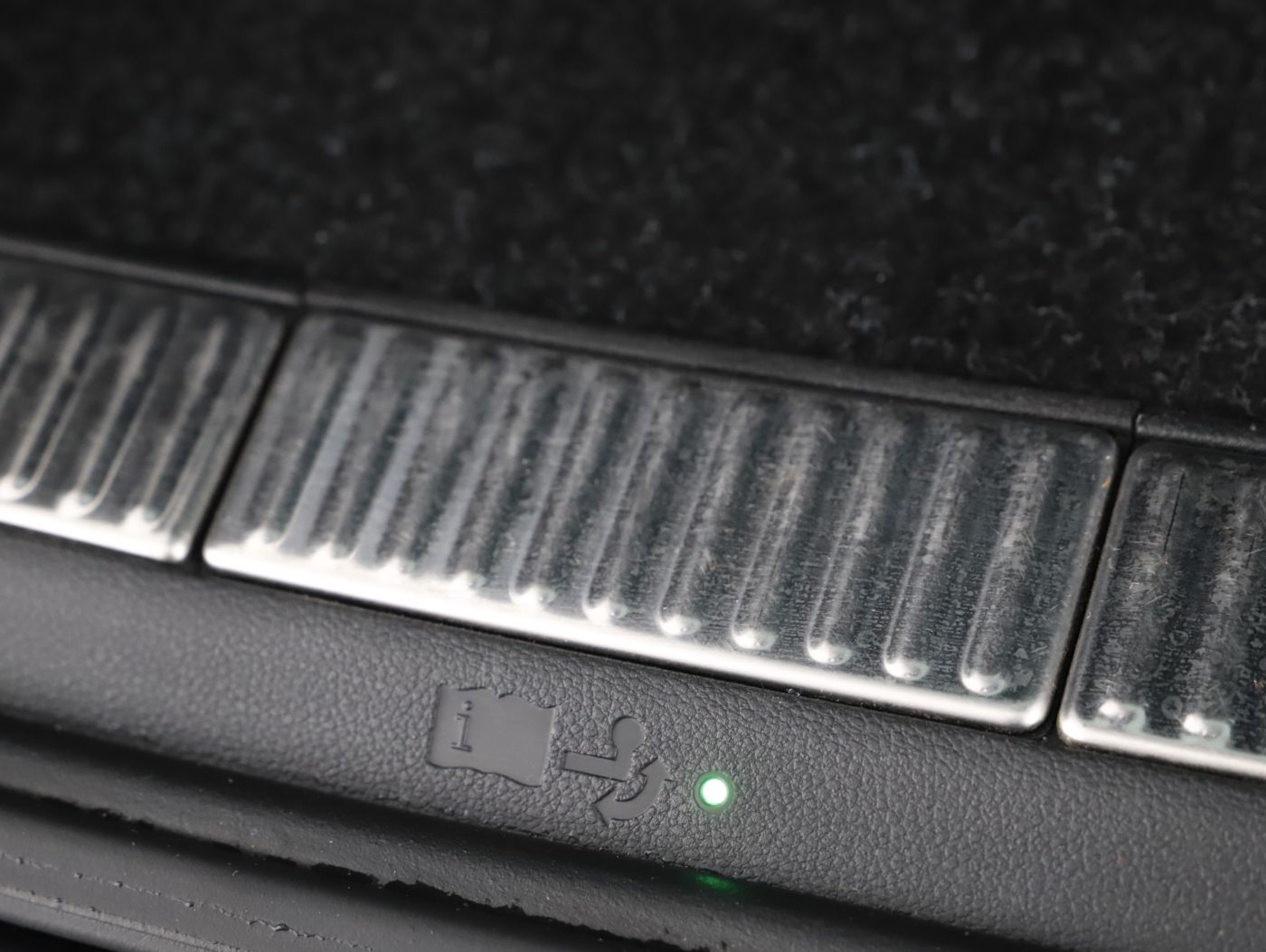 Skoda Superb Combi iV Sportline | Bild 27 von 29