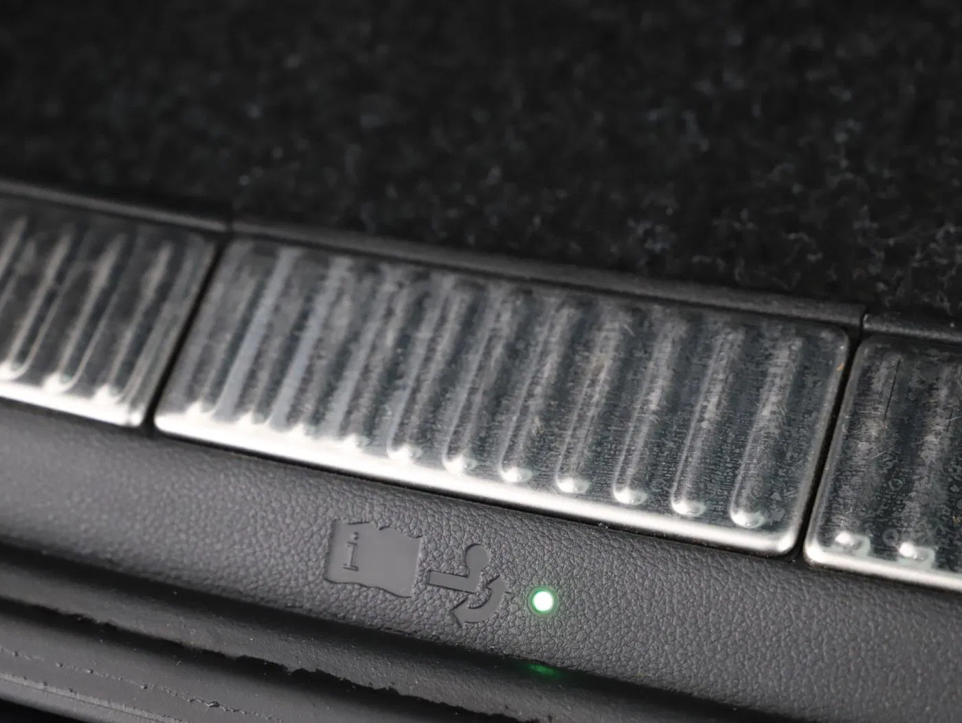 Skoda Superb Combi iV Sportline | Bild 27 von 29