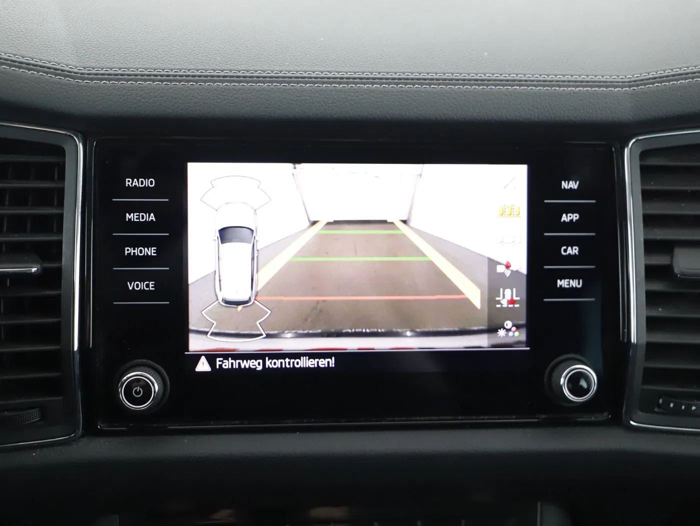 Skoda Kodiaq 1.5 TSI Amb | Bild 22 von 25