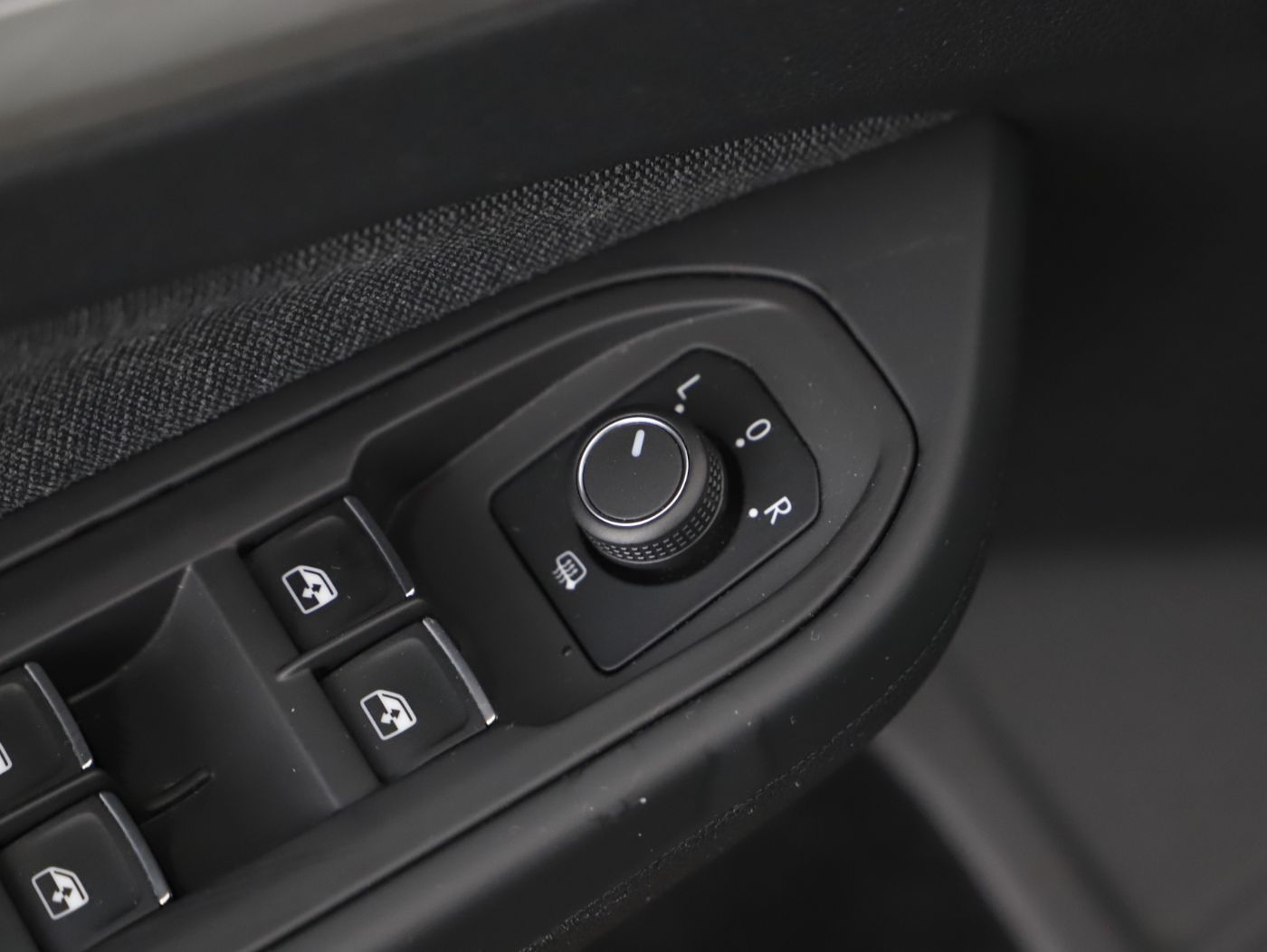 VW Golf VIII Var. 2.0 TDI Life | Bild 10 von 24