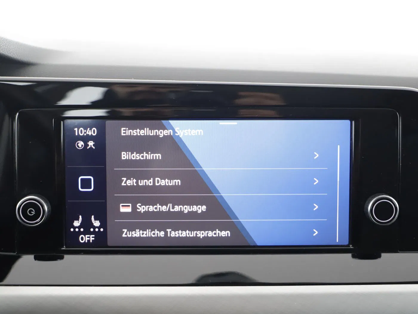 VW Golf VIII Var. 2.0 TDI Life | Bild 22 von 24