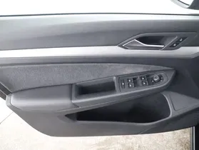 VW Golf VIII Variant 2.0 TDI Life DSG | Thumbnail 11 von 26