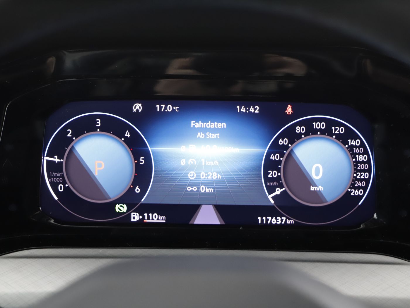 VW Golf VIII Variant 2.0 TDI Life DSG | Bild 16 von 26