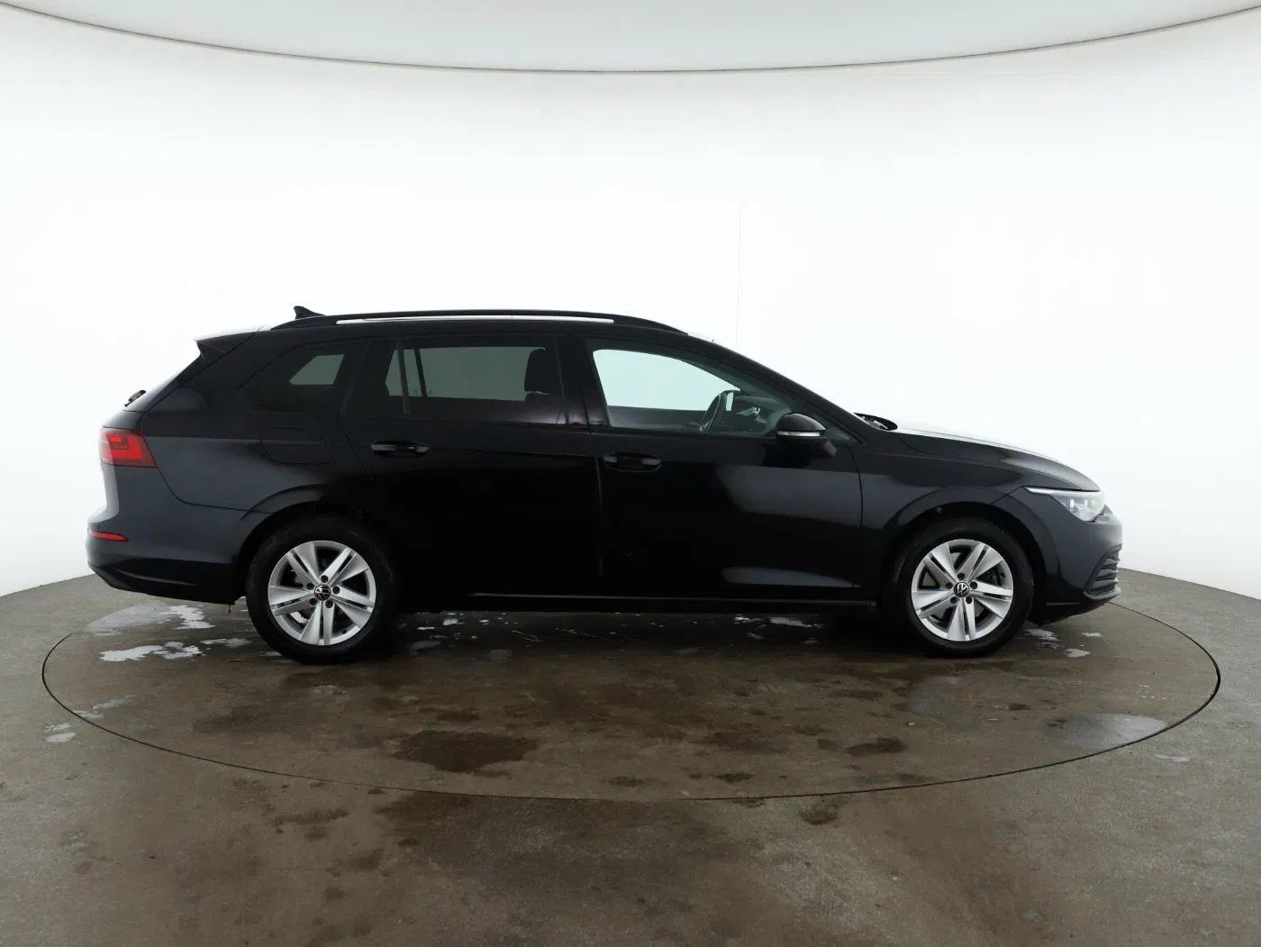 VW Golf VIII Variant 2.0 TDI Life DSG | Bild 7 von 26