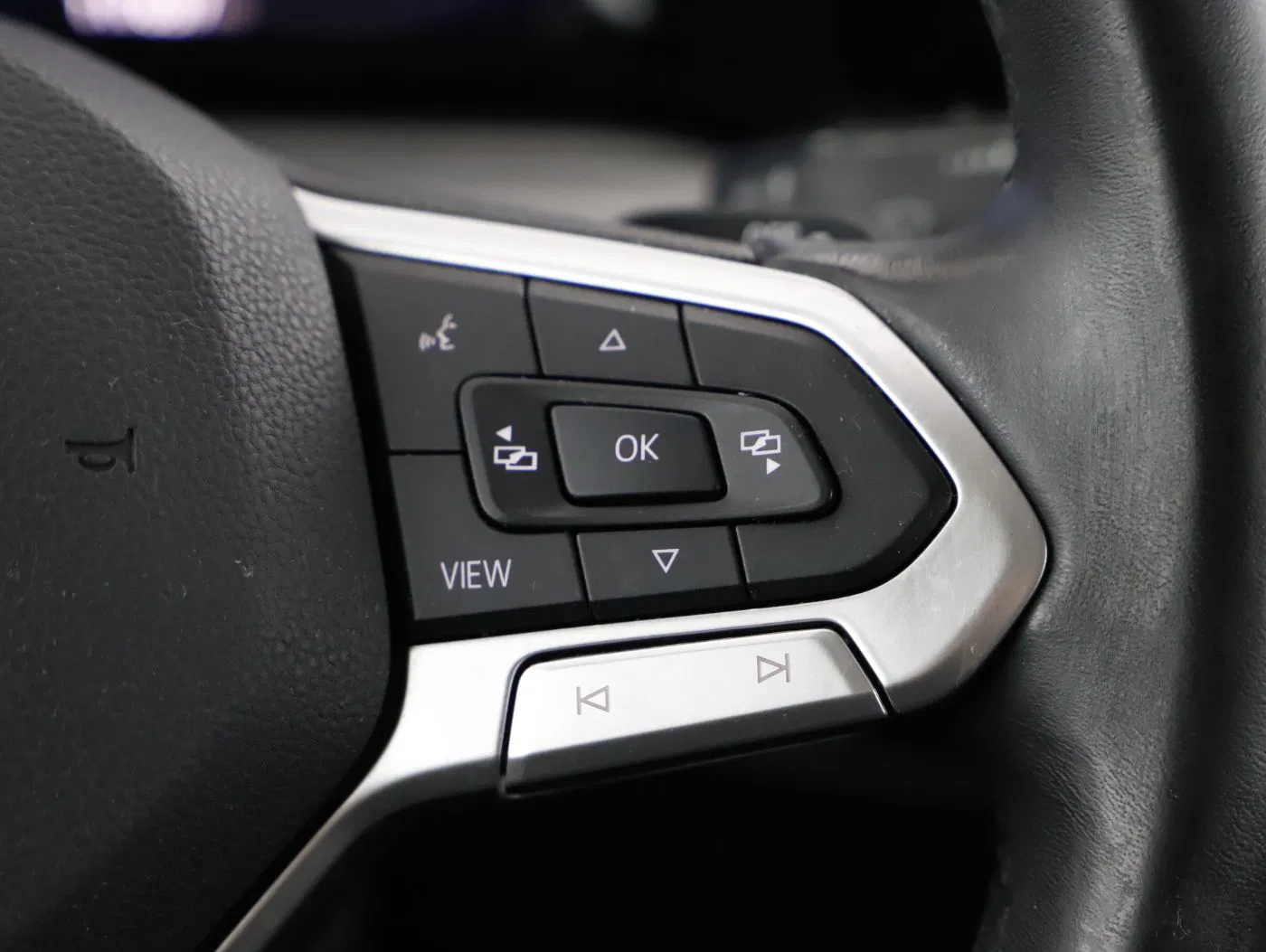 VW Golf VIII Variant 2.0 TDI Life DSG | Bild 18 von 26