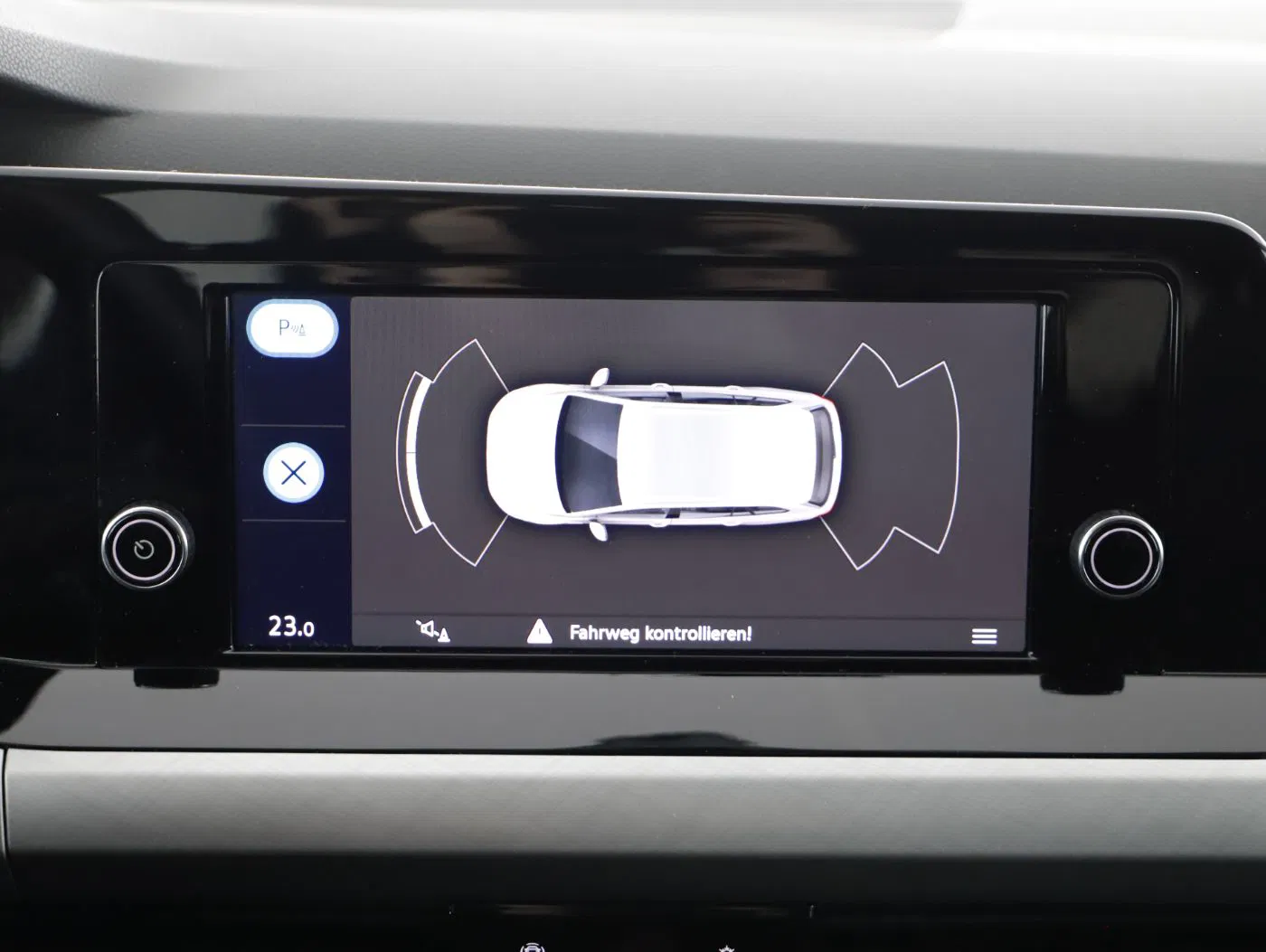 VW Golf VIII Variant 2.0 TDI Life DSG | Bild 20 von 26