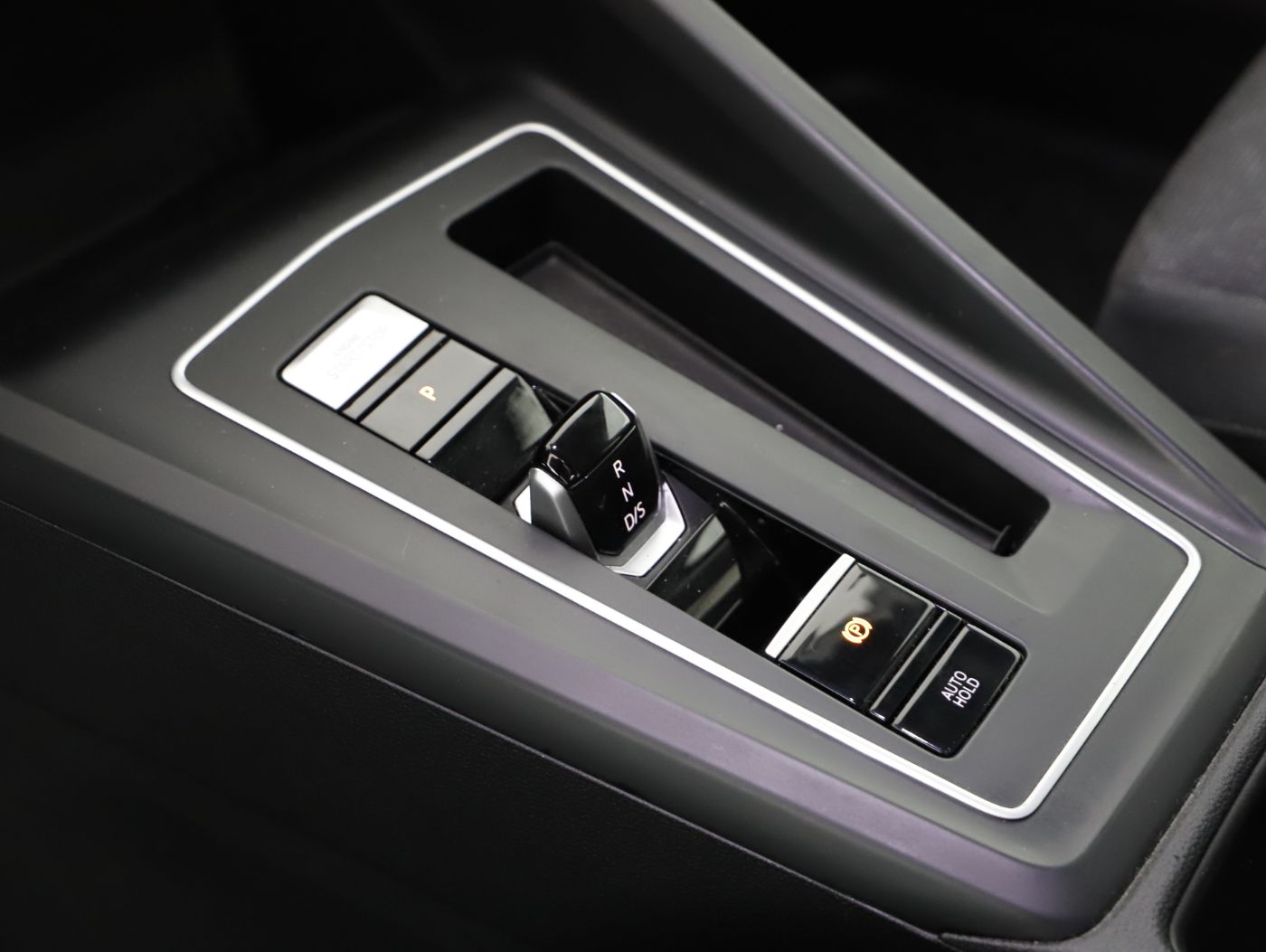 VW Golf VIII Variant 2.0 TDI Life DSG | Bild 23 von 26