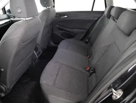 VW Golf VIII Variant 2.0 TDI Life DSG | Thumbnail 24 von 26