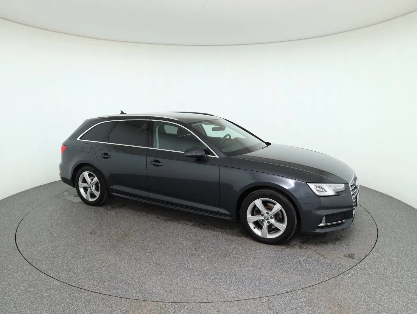 Audi A4 Avant 2.0 TFSI sport | Bild 4 von 27