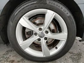 Audi A4 Avant 2.0 TFSI sport | Thumbnail 10 von 27