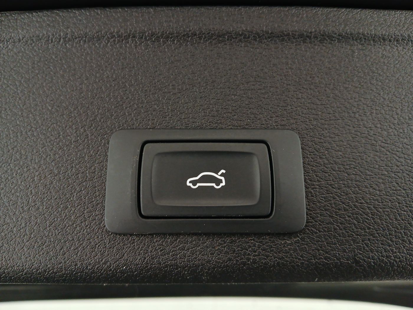 Audi A4 Avant 2.0 TFSI sport | Bild 27 von 27