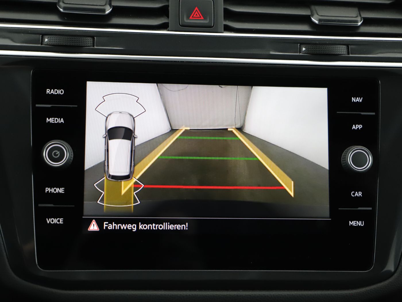 VW Tiguan Allspace 2.0 TDI 4M | Bild 19 von 25