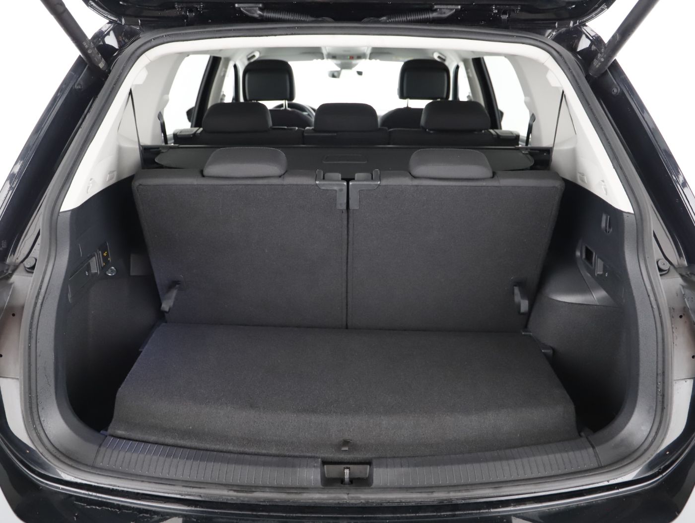 VW Tiguan Allspace 2.0 TDI 4M | Bild 22 von 24