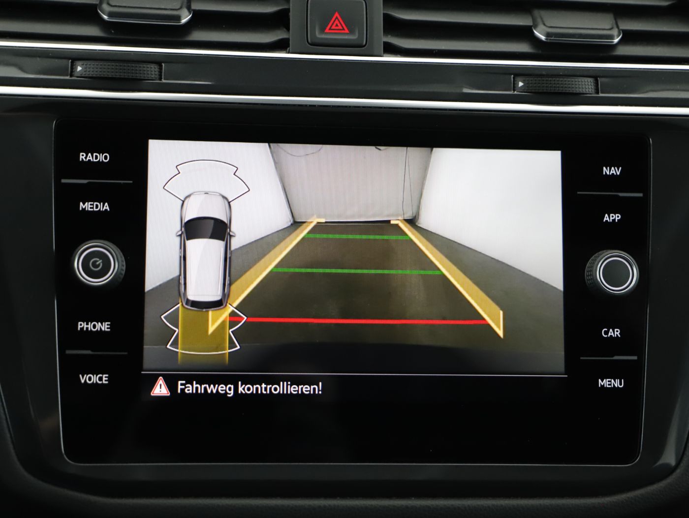 VW Tiguan Allspace 2.0 TDI 4M | Bild 18 von 24