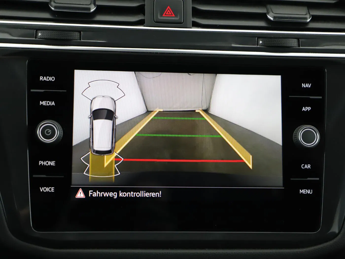 VW Tiguan Allspace 2.0 TDI 4M | Bild 18 von 24