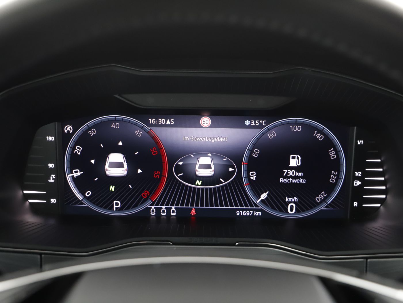 Skoda Superb Combi 2.0 TDI Ambition | Bild 17 von 28
