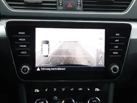 Skoda Superb Combi 2.0 TDI Ambition | Thumbnail 20 von 28