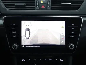 Skoda Superb Combi 1.4TSI iV | Thumbnail 17 von 28