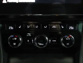 Skoda Superb Combi 1.4TSI iV | Thumbnail 18 von 28