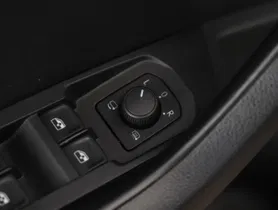 Skoda Karoq 2.0 TDI Ambition | Thumbnail 9 von 25
