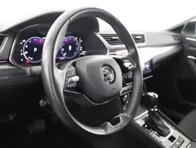 Skoda Superb Combi 2.0 TDI Style DSG | Thumbnail 13 von 28