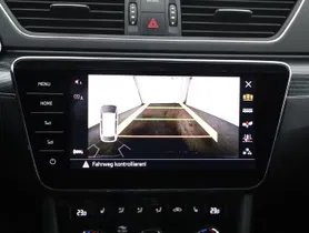 Skoda Superb Combi 2.0 TDI Style DSG | Thumbnail 20 von 28