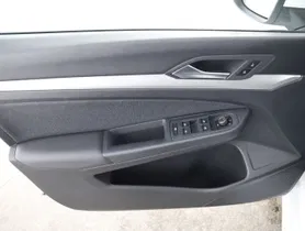 VW Golf VIII Var 2.0TDI Life DSG | Thumbnail 7 von 22