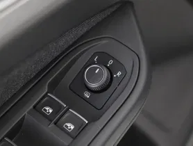 VW Golf VIII Var 2.0TDI Life DSG | Thumbnail 8 von 22