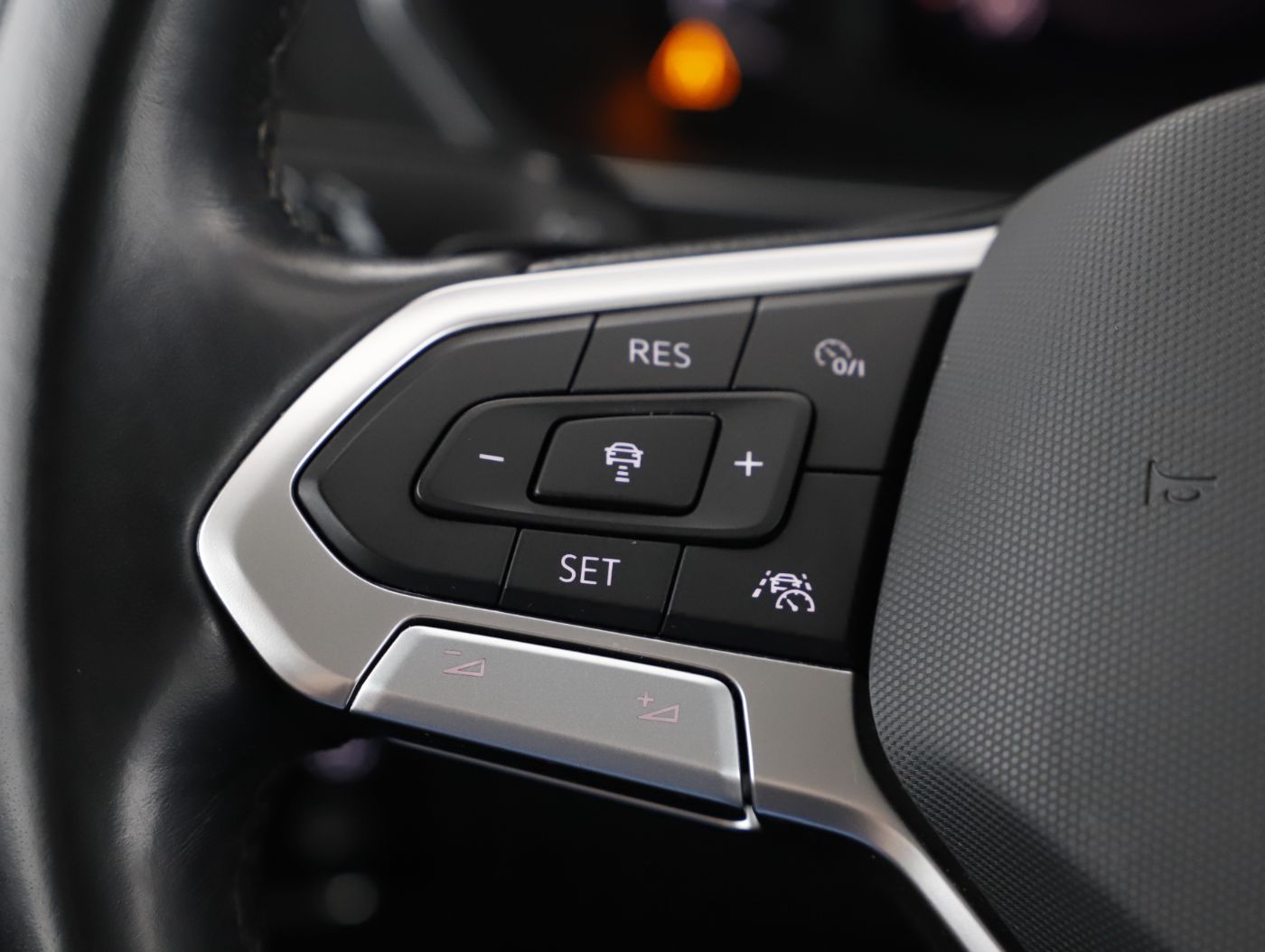 VW Tiguan Allsp. Life 2.0 TDI 4Mot. DSG 7-SITZE | Bild 15 von 24