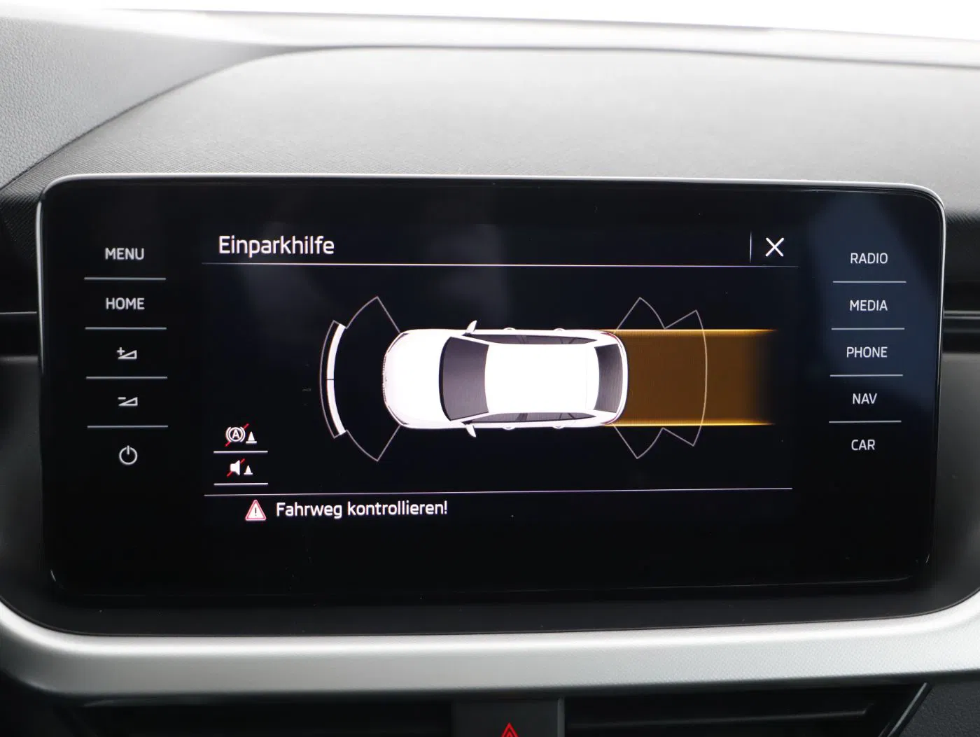Skoda Scala 1.6 TDI Amb. | Bild 20 von 24