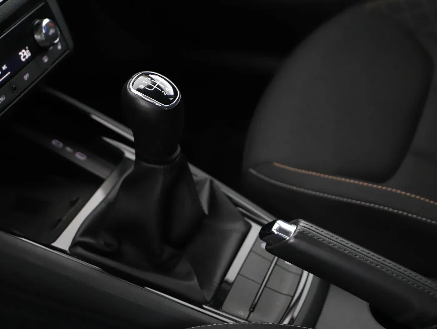 Skoda Scala 1.6 TDI Amb. | Bild 22 von 24