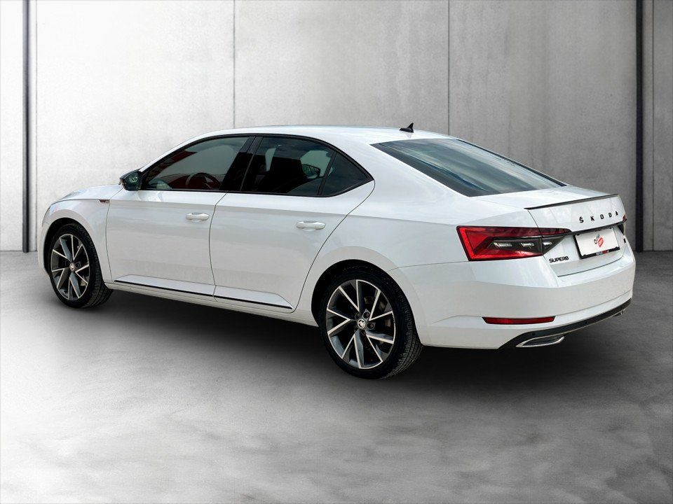 Skoda Superb 1.4 TSI iV Sportline DSG | Bild 3 von 24