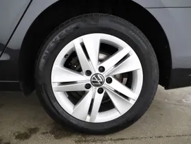 VW Golf Var. 2.0 TDI DSG | Thumbnail 7 von 24