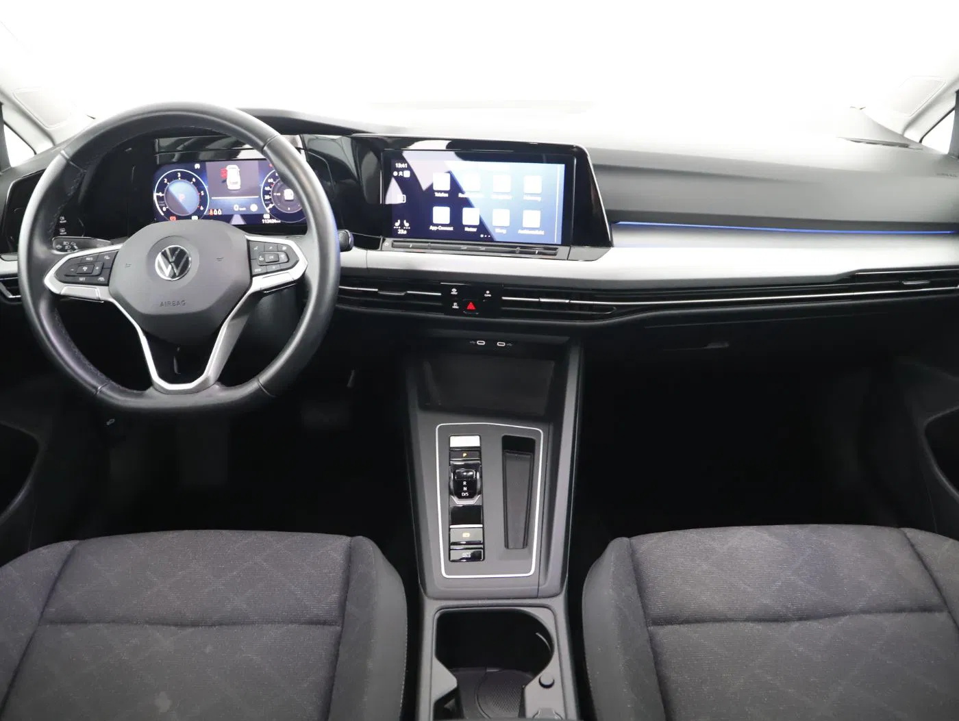 VW Golf Var. 2.0 TDI DSG | Bild 8 von 24
