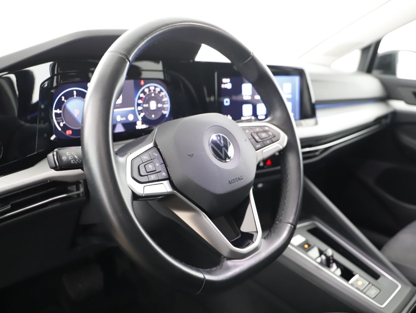 VW Golf Var. 2.0 TDI DSG | Bild 10 von 24