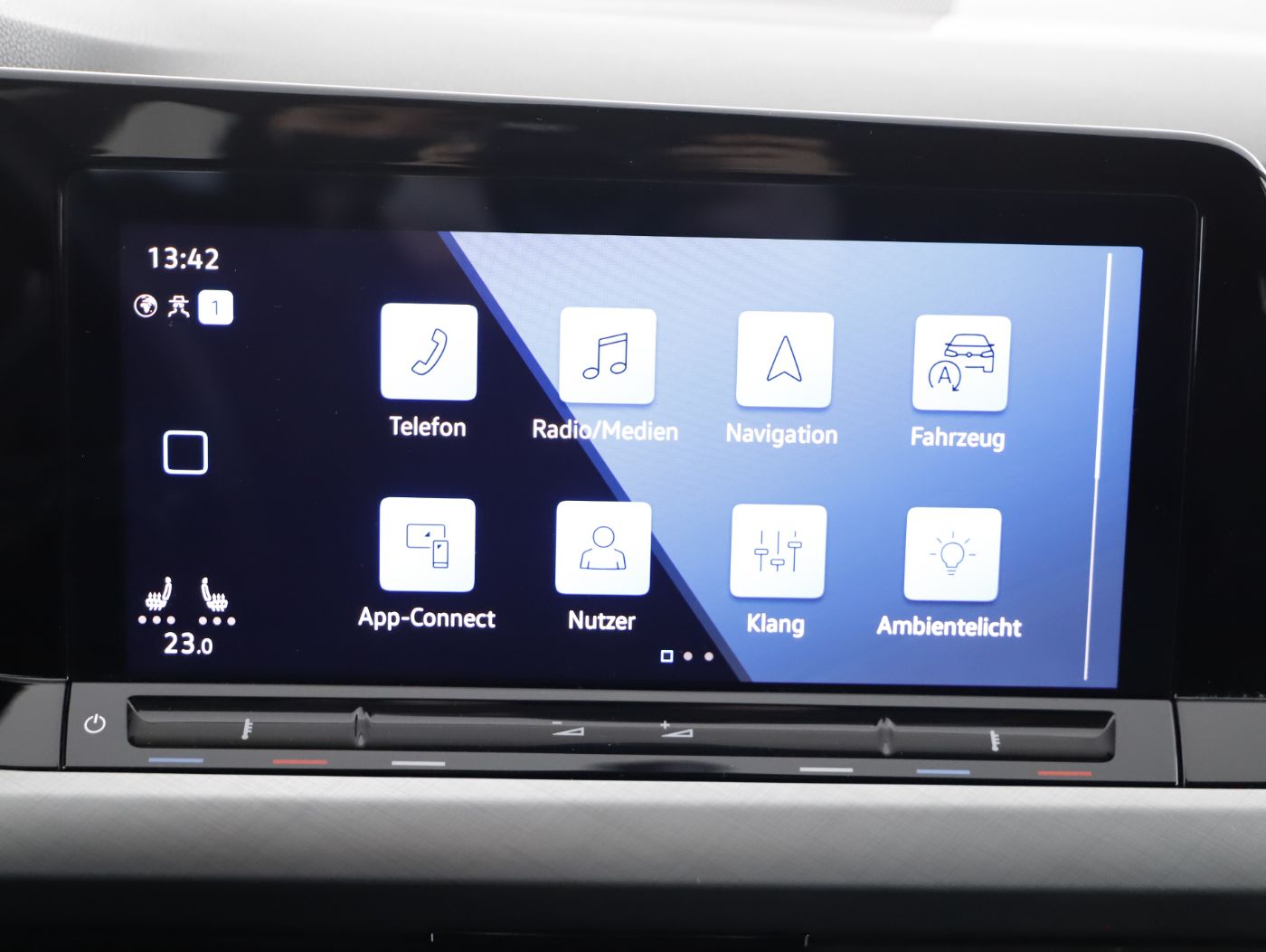VW Golf Var. 2.0 TDI DSG | Bild 12 von 24