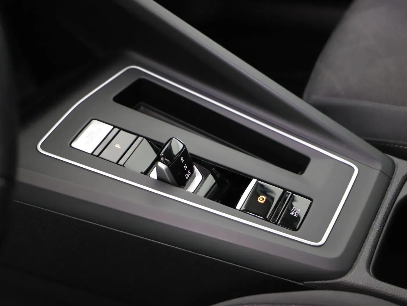 VW Golf Var. 2.0 TDI DSG | Bild 16 von 24