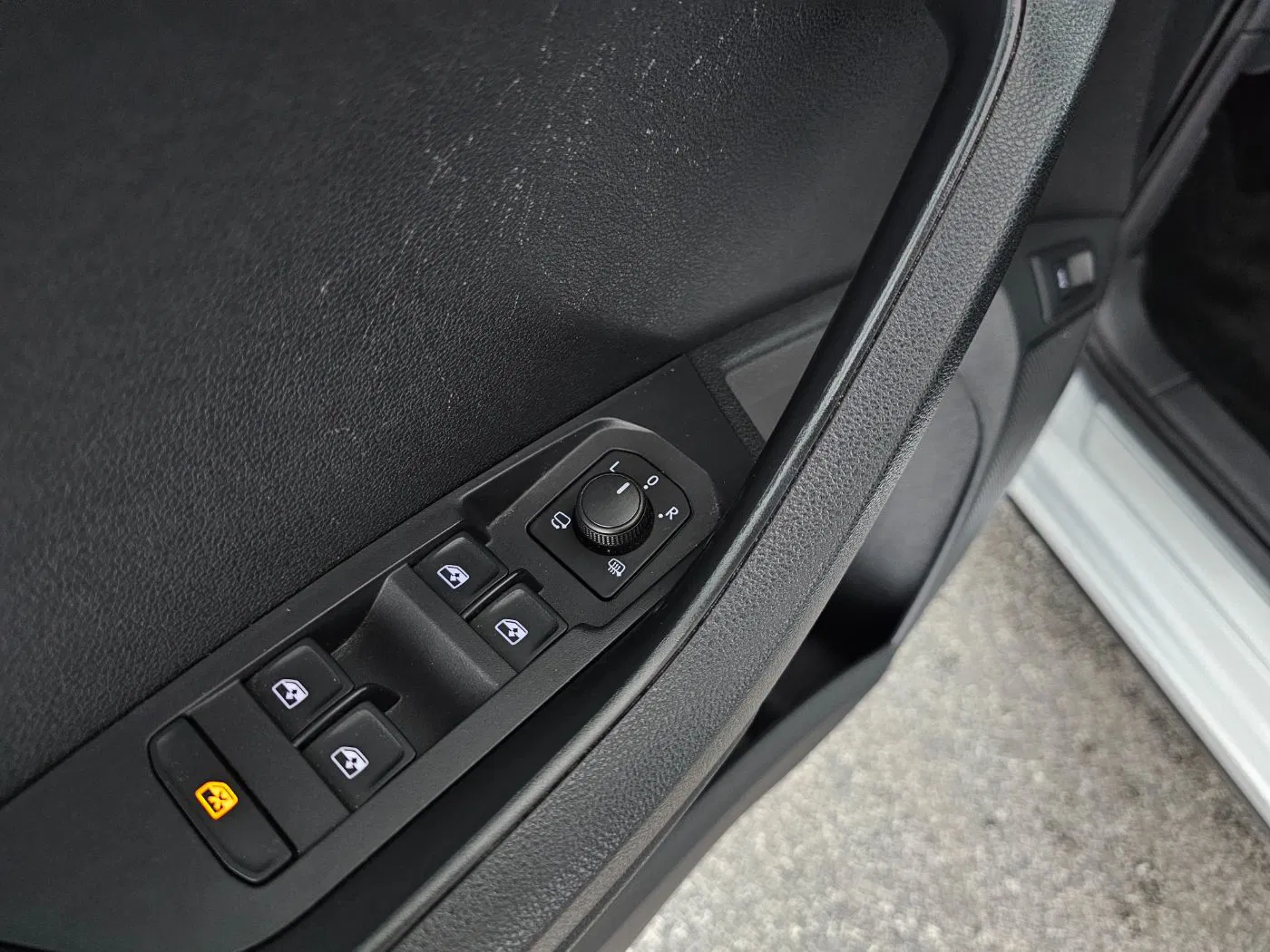 Skoda Karoq 2.0TDI Style DSG | Bild 12 von 28