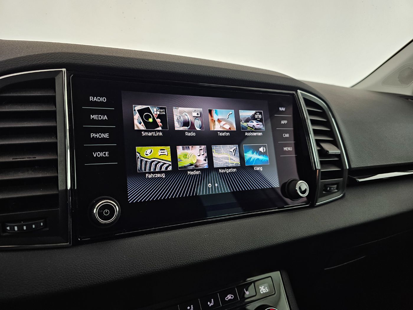 Skoda Karoq 2.0TDI Style DSG | Bild 20 von 28